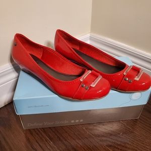 Lifestride Red Maclearie low wedge